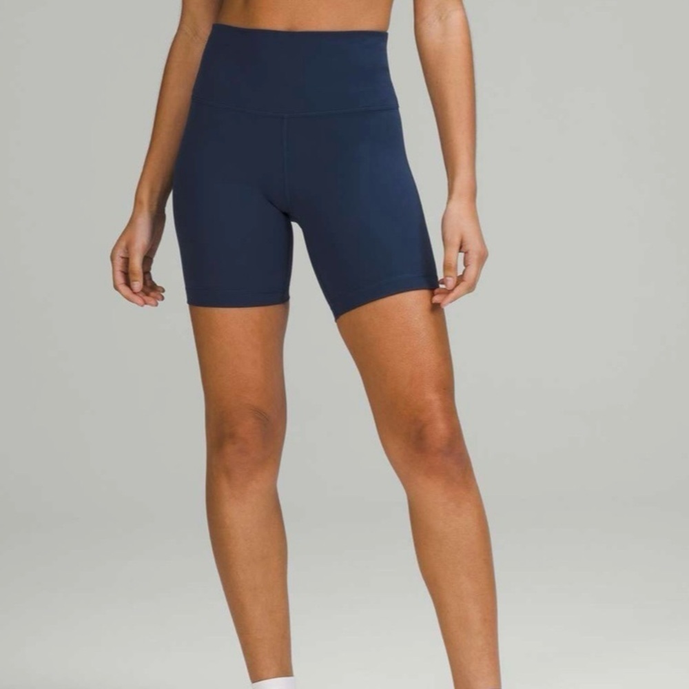 Lululemon sz 4 Wunder Train High-Rise Short 6" Mineral Blue, like new condition